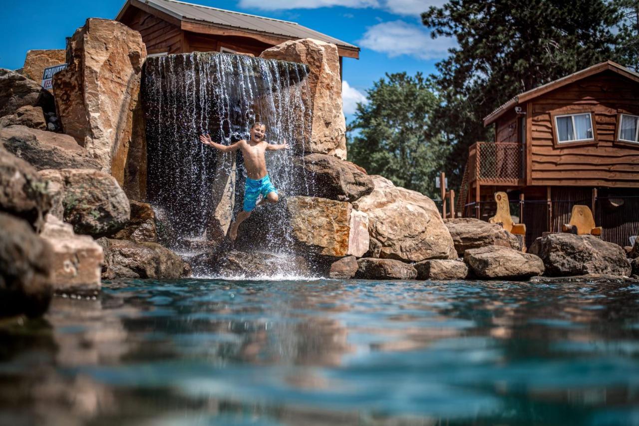 Natura Treescape Resort Wisconsin Dells Buitenkant foto